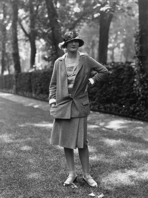 the chanel suit 1920s|coco chanel original suit.